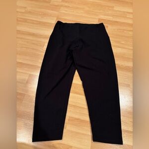 Ruby Ribbon Black High-Waisted Leggings-‎ Crop